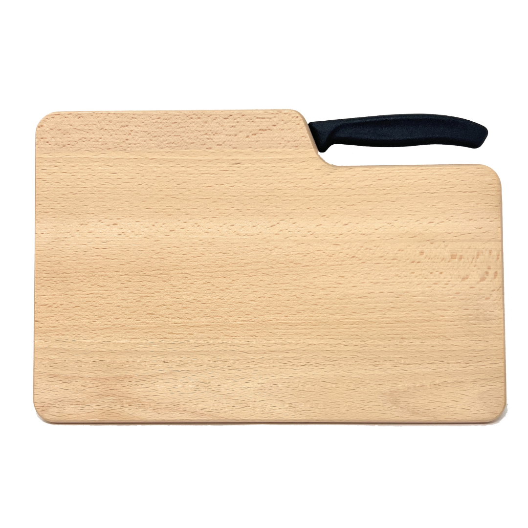 Brotzeitbrett mit Messer
